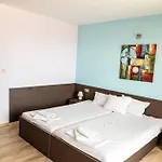 Sunny Szálloda